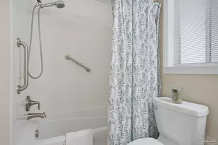 7453 Sunset Harbor Dr, Navarre Beach, FL 32566 - Photo 15