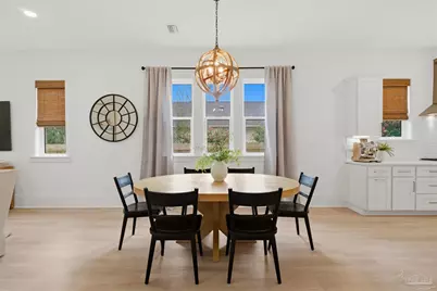 908 E Yonge St, Pensacola, FL 32503 - Photo 9