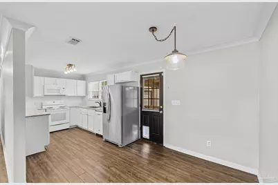 3844 Stefani Rd, Cantonment, FL 32533 - Photo 9