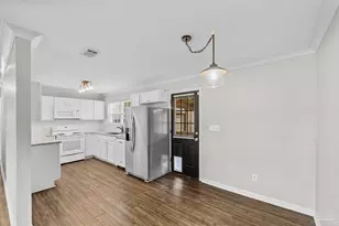 3844 Stefani Rd, Cantonment, FL 32533 - Photo 9