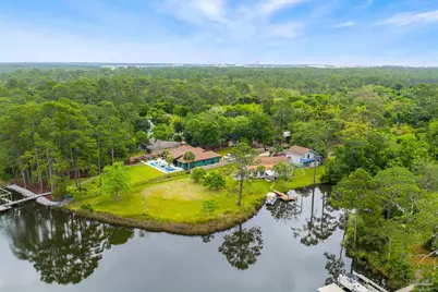 3085 Robertson Rd, Pensacola, FL 32507 - Photo 3