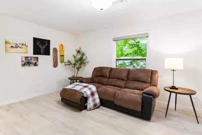 3085 Robertson Rd, Pensacola, FL 32507 - Photo 11