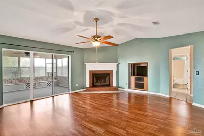 1024 Oak View Dr, Pensacola, FL 32506 - Photo 15