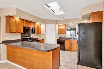 1024 Oak View Dr, Pensacola, FL 32506 - Photo 7