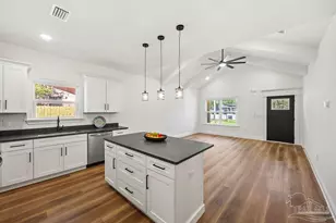 7561 Weaver Dr, Pensacola, FL 32534 - Photo 9