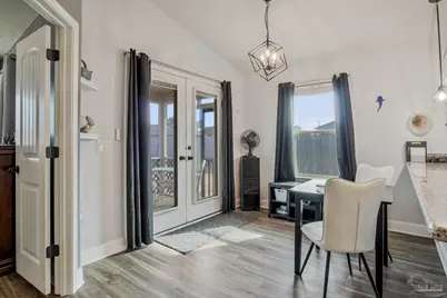 6340 Arbor Ln, Gulf Breeze, FL 32563 - Photo 11