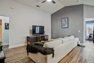 6340 Arbor Ln, Gulf Breeze, FL 32563 - Photo 3