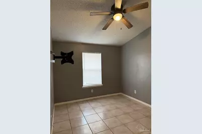 3864 Oakus Dr #5A, Milton, FL 32583 - Photo 9