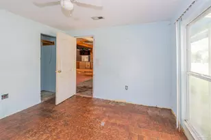 215 Hermey Ave, Pensacola, FL 32507 - Photo 9