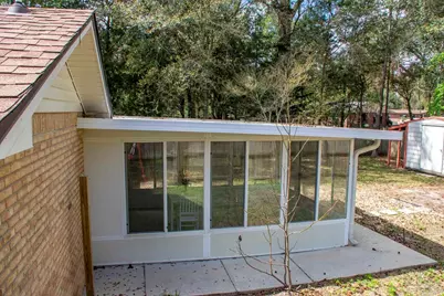 6514 Oakcrest Rd, Milton, FL 32570 - Photo 9