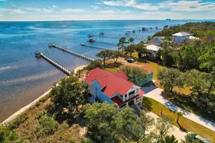 5485 Soundside Dr, Gulf Breeze, FL 32563 - Photo 47