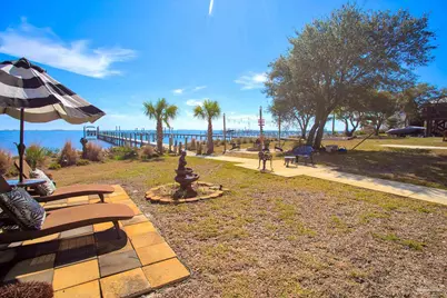 5485 Soundside Dr, Gulf Breeze, FL 32563 - Photo 39