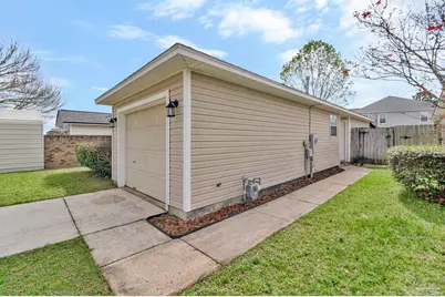 2037 Marquesas Ln, Pensacola, FL 32506 - Photo 3
