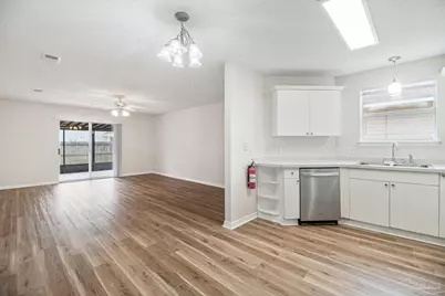 2037 Marquesas Ln, Pensacola, FL 32506 - Photo 5