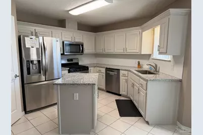 4124 Erika Ct, Pensacola, FL 32526 - Photo 7