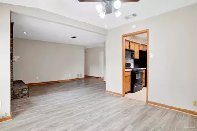 7805 Hearthstone Cir, Pensacola, FL 32506 - Photo 7