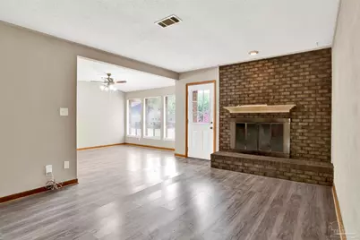 7805 Hearthstone Cir, Pensacola, FL 32506 - Photo 3