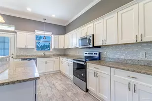 8283 Calle Mio, Navarre, FL 32566 - Photo 11