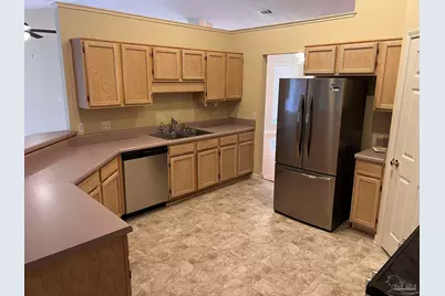 1841 Southbay Dr, Pensacola, FL 32506 - Photo 3