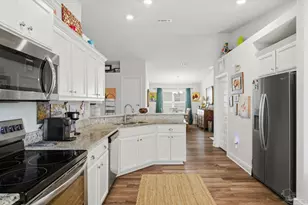 142 Ridgeway Cir, Crestview, FL 32536 - Photo 13