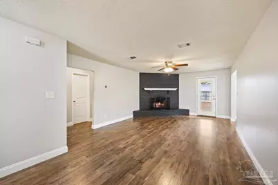 4870 Autumn Dr, Pace, FL 32571 - Photo 7