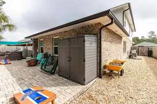 2025 Sunset Pine Way, Gulf Breeze, FL 32563 - Photo 37