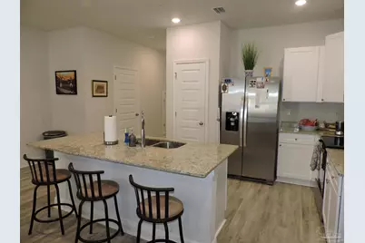 7170 Village Ln, Pensacola, FL 32504 - Photo 11