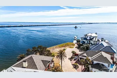 16 Wharf Ave, Pensacola, FL 32502 - Photo 7