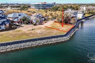 16 Wharf Ave, Pensacola, FL 32502 - Photo 1