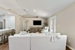 327 El Matador Trail, Pensacola, FL 32506 - Photo 9