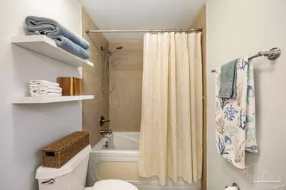 8 Arapaho Dr, Pensacola, FL 32507 - Photo 17