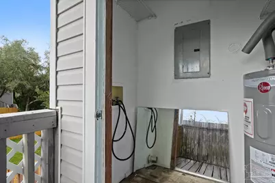 1301 Redwood Ln #A, Gulf Breeze, FL 32563 - Photo 17
