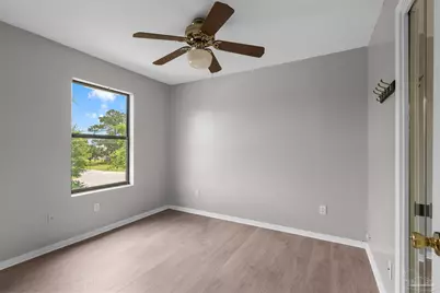 1301 Redwood Ln, Gulf Breeze, FL 32563 - Photo 19