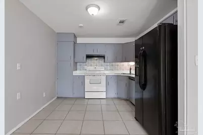 1301 Redwood Ln #A, Gulf Breeze, FL 32563 - Photo 3