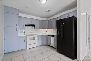 1301 Redwood Ln, Gulf Breeze, FL 32563 - Photo 11