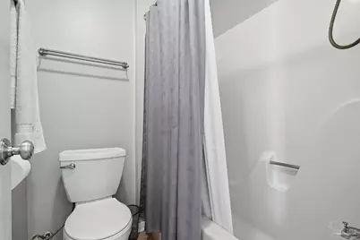 3878 Sailwind Dr, Gulf Breeze, FL 32563 - Photo 21