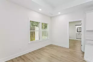 5932 N Bay Point Dr, Pensacola, FL 32507 - Photo 13