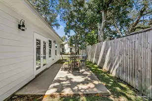 5932 N Bay Point Dr, Pensacola, FL 32507 - Photo 33