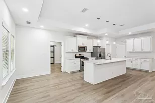 5932 N Bay Point Dr, Pensacola, FL 32507 - Photo 9