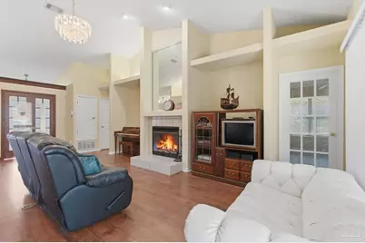 811 Shadow Ridge Dr, Pensacola, FL 32514 - Photo 11