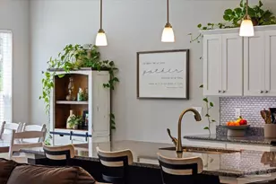 2487 Jeffers Ct, Navarre, FL 32566 - Photo 11