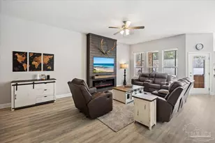 2487 Jeffers Ct, Navarre, FL 32566 - Photo 7