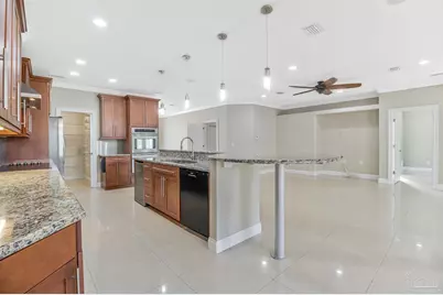 2017 Hesperia Way, Pensacola, FL 32505 - Photo 35