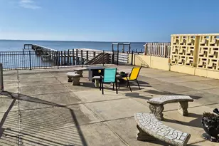 825 Bayshore Dr, Pensacola, FL 32507 - Photo 13