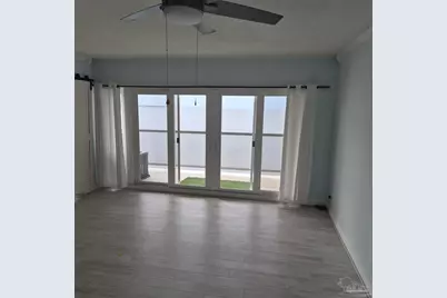 825 Bayshore Dr, Pensacola, FL 32507 - Photo 1