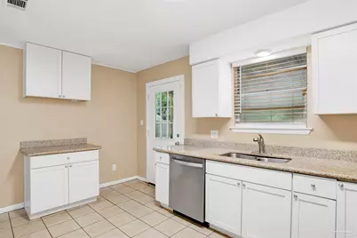 913 Bartow Ave, Pensacola, FL 32507 - Photo 19