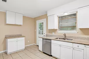 913 Bartow Ave, Pensacola, FL 32507 - Photo 19