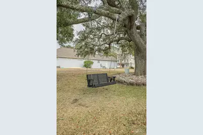 697 Palomar Dr, Pensacola, FL 32507 - Photo 63