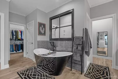 697 Palomar Dr, Pensacola, FL 32507 - Photo 53