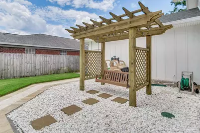 1411 E Hatton St, Pensacola, FL 32503 - Photo 49
